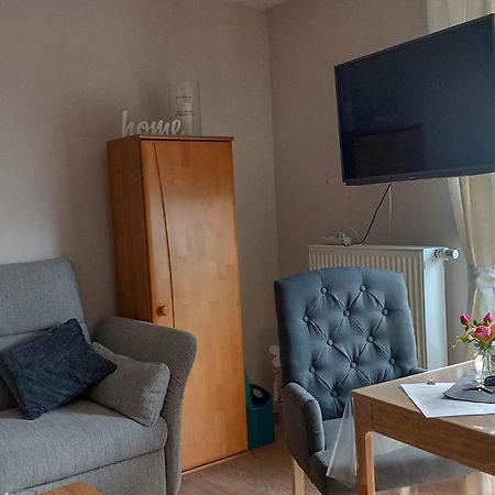 Ferienwohnung Evi'S Herzallerliebst Brilon Exteriör bild